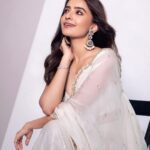 Rukshar Dhillon Instagram - Your Indian Snow White🤍 Captured by- @pranil_chintewar Wearing- @samanthaajainstudio Jewellery- @houseofqc @houseofjskjewels Styled by- @shefalideora_ Make up- @ritikaturakhia01