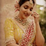 Rupali Bhosale Instagram - Let the beauty of what you love be what you do. ~ RuMi ~ Mua @makeupartist_smita Hair @hair_by_poornimagavhane Jewellery @jizajewellerystudio Outfit @mihir_designer_studio Captured by @gauravk6677 Styled and managed by @jizajewellerystudio Personal Assistant @raju_chiluka31 . . . . . . #LifeIsBeautiful #FeelLife #InstaGood #PositiveVibes #InstaPic #Friday #FridayVibes #RupaliBhosle #RockingRupali #RupaliWinningHearts #KeepLoving #Sanjana #StarPravah #AaiKutheKayKarte 🧿