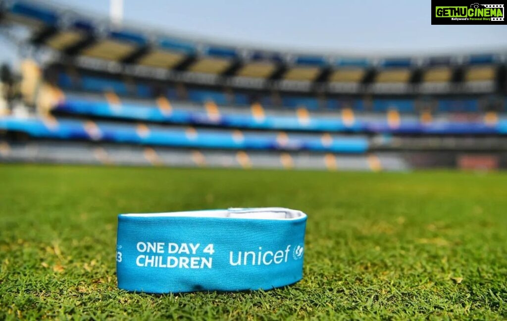 Sachin Tendulkar Instagram - The entire Wankhede Stadium was illuminated in blue to celebrate 'One Day 4 Children.' Legends gathered to convey the message of equality. Let’s give every child: - the chance to play - the chance to dream - the chance to be treated equally #INDvSL #oneday4children