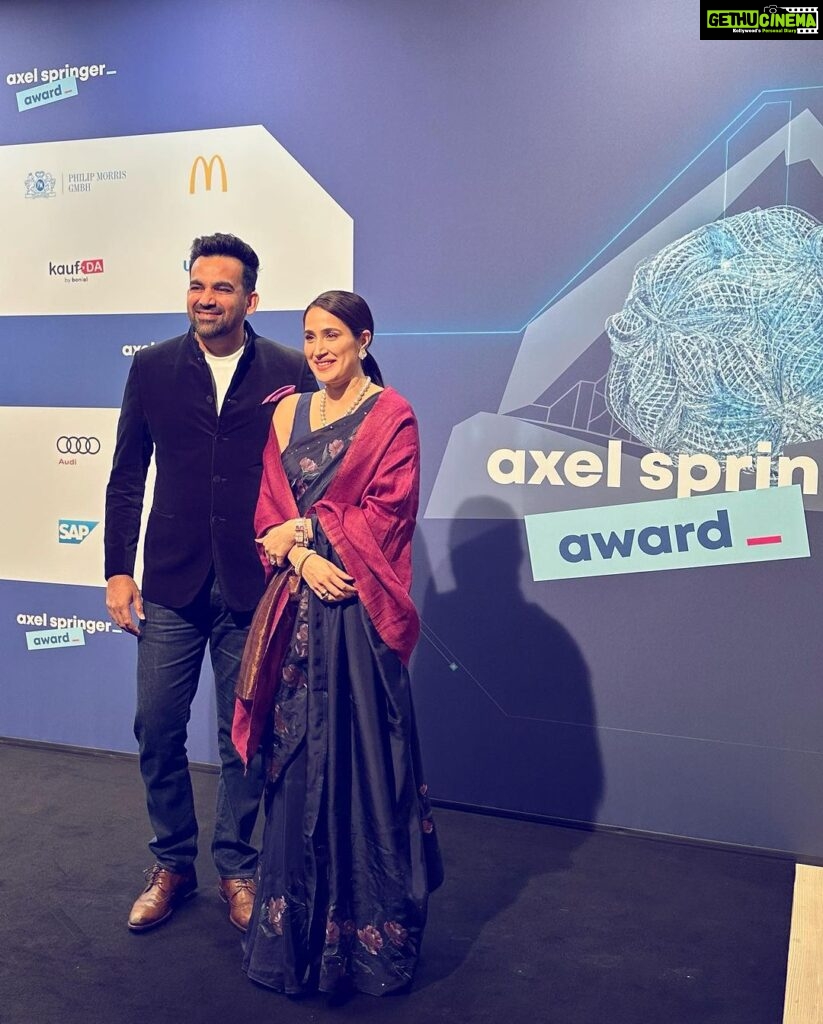 Sagarika Ghatge Instagram - An absolute honour attending the Axel Springer Awards alongside @zaheer_khan34 . Wearing a saree was not just a choice, but a statement of my deep love for tradition and our vibrant Indian culture. The elegance of the saree transcends borders, just as my love for it does. Such a memorable evening. Berlin, Germany