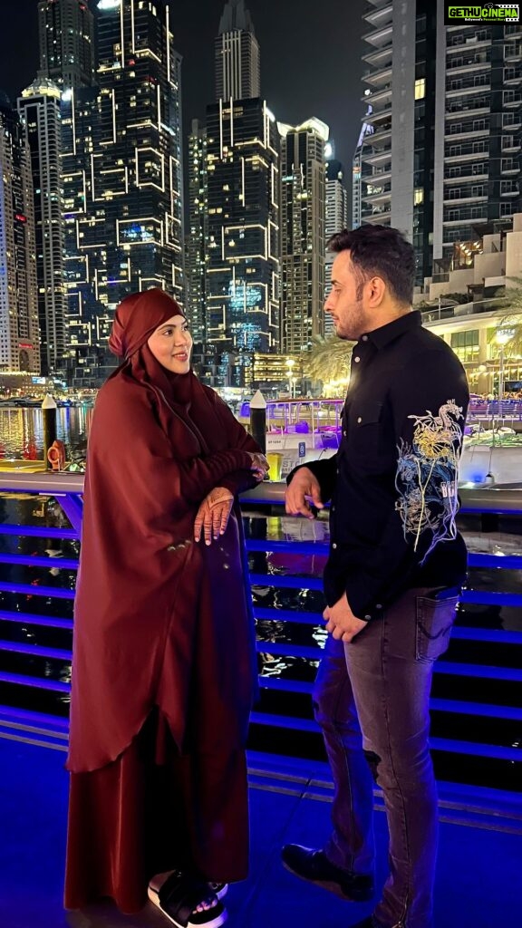 Sahar Afsha Instagram - Always respect your spouse because Allah swt has created you in pairs ❤️ it’s the most beautiful relationship , duniya aur akhirat tak ❤️ @arizzshaikh allahamdulliah : : :: : : : : #saharafsha #saharafshaofficial #spouse #love #ummah #deen #hijab #islamicquotes #trending #reelsinstagram #dubai #travel Dubai Marina, Dubai