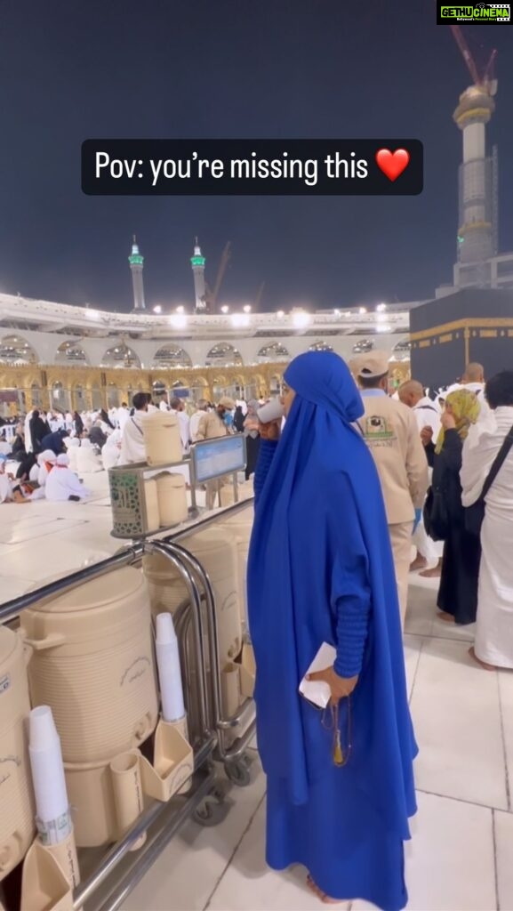 Sahar Afsha Instagram - Life here is so different ❤️ ..!! Come back to him and everything wil be alright😇 peace love happiness ❤️ allahamdulliah * * * * * * * * * * * * * * #saharafsha #mecca #zamzam #peace #love #happiness #deen #islamicquotes #hijab #ummah #islamicpost Mecca, Saudi Arabia