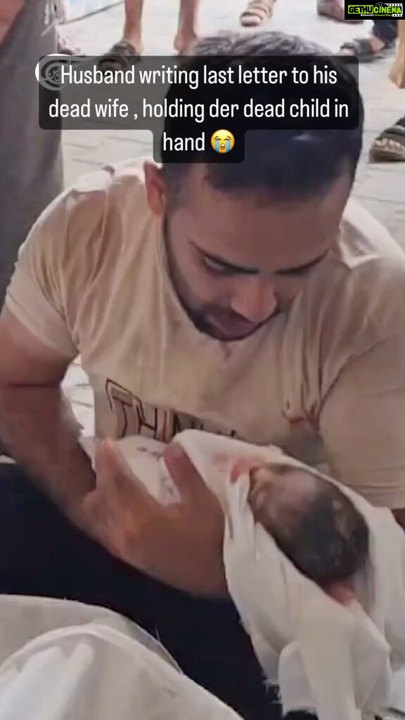 Sahar Afsha Instagram - His writing , my love my life my pulse my wife 😭😔 Can’t imagine a day like this 😭 O Allah, help and protect the people of Palestine. O Allah, ease their pain and suffering. O Allah, bestower of Mercy, bestow your mercy on them. O Allah, open people’s hearts to give in this time of crisis. #freepalestine #istandwithpalestine #prayforpalestine