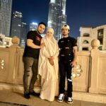 Sahar Afsha Instagram - Allahamdulliah ❤️ with my two mains♾ a love bond for hereafter @arizzshaikh @madmax65official ..!! . . . . . . #saharafsha #downtown #dubai #travel #dubailife #hijab #love #peace #allah #life Downtown Dubai