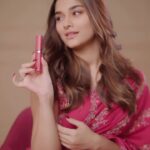 Saiee Manjrekar Instagram - #Ad Embracing the festive spirit with @lorealparis ✨Infallible 24H Freshwear Foundation in a Powder ✨Lash Paradise Mascara ✨ Infallible Matte Resistance Liquid Lipstick (230 Shopping Spree) Don’t miss out on their Diwali offers! Happy shopping!❤️ #LOrealParis #LOrealParisIndia #InfallibleLipsThatResist #LOrealParisMakeup #Diwali #LOrealParisMakeup