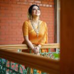 Sakshi Agarwal Instagram – May your Diwali be as bright as your smile! 😊🪔
.

Photography : @en.nizharpadam 
Make up : @murugeshmakeup_hair 
Hair : @elegant_bridalstudio 
Outfit : @thanvi_boutique 
Jewellery : @fineshinejewels 
Location : @Praku1989 @ecrbeach 
Shoot cordination :  @jonnyjd5 
.
#diwaliwishes #sakshiagarwal ECR Beach,Chennai