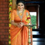 Sakshi Agarwal Instagram – May this Diwali brighten your lives with prosperity, happiness, and the glow of positivity. Grateful for your support and wishing you a joyous festival! 🪔✨ #DiwaliCheers #Gratitude
.
Photography : @en.nizharpadam
Make up : @murugeshmakeup_hair
Hair : @elegant_bridalstudio
Outfit : @thanvi_boutique
Jewellery : @fineshinejewels
Location : @Praku1989 @ecrbeach
Shoot cordination : @jonnyjd5
.
#diwaliwishes #sakshiagarwal ECR Beach,Chennai