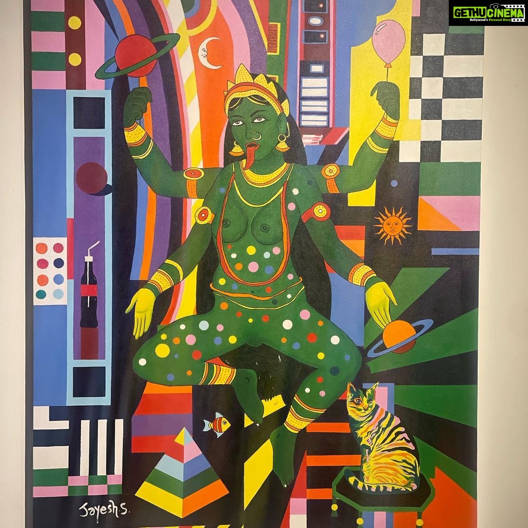 Sakshi Pradhan Instagram - Grateful for the invite to the mesmerizing Utopian Dystopia Art Exhibition in Mumbai by @jayeshsachdev @taoartgallery 🎨✨ The artists’ creations were nothing short of breathtaking, each painting telling a unique story. 🖼️📚 Truly an inspirational experience! #ArtistryInMumbai #UtopianDystopia #ArtExhibition” Worli Seaface