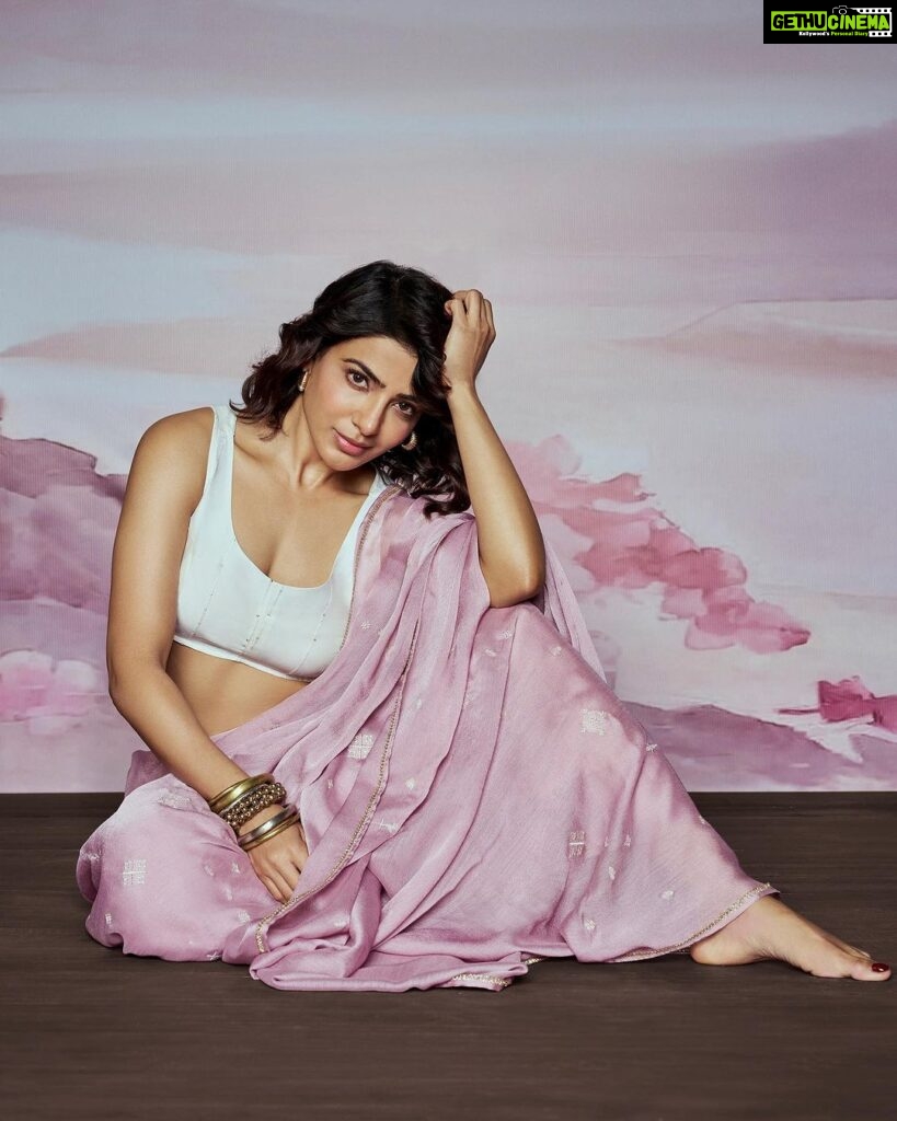 Samantha Instagram - Ethereal Dreams Pink Saree, with its embroidery, holds the key to a world where magic reigns supreme and where anything you dare to dream becomes possible. Surrender to the allure of this masterpiece, for in the realm of Ethereal Dreams, your heart can take flight, and the stars are your guiding light💫🌸 #CelebrateInSaaki #saaki #EtherealDreams #saakiwomen #newcollection #samantharuthprabhu