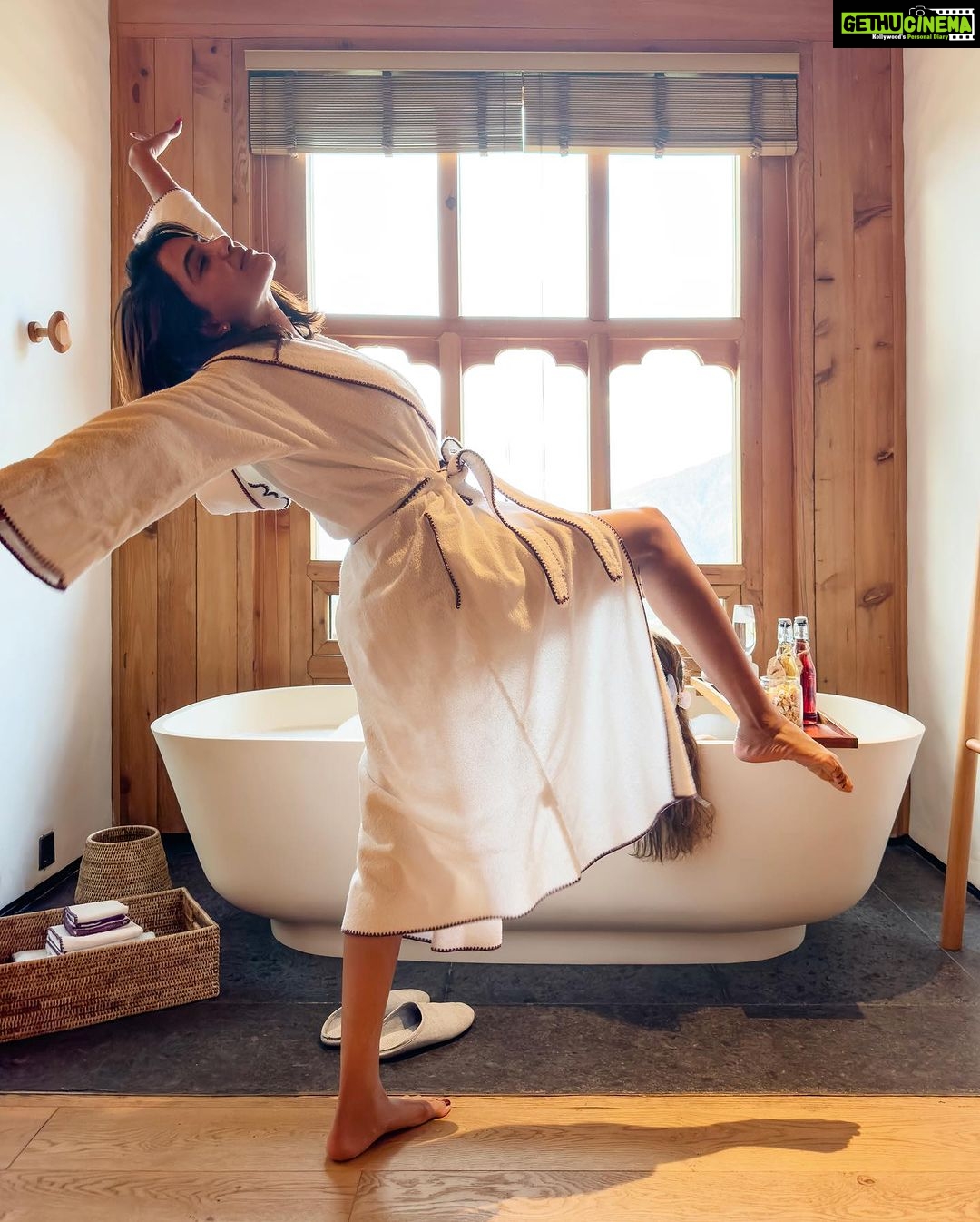 Samantha Instagram - Instagram vs โค Reality ๐ at the beautiful @sixsensesbhutan Thimphu with @samantharuthprabhuoffl ๐ท: @vanrajzaveri #shotoniphone . . love - magic - travel diaries - bhutan - thimphu #sixsensesbhutan #sixsensesthimphu Six Senses Bhutan