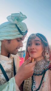 Samarth Jurel Instagram - #niknaaz ki #udaariyaan ♥️✈️
Shaadi mein zaroor aana. 👰‍♀️🤵

#sonakshibatra #samarthjurel #colorstv