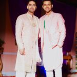 Samarth Jurel Instagram - Ready for Sangeet ! 🕺🏻👬 #udariyaan #advait #nikhil #kapoorbrothers #colorstv