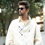Samarth Jurel Instagram - In a world of trends, I prefer to be a classic 😎 #SamarthJurel #TeamSamarth #BiggBoss17 #BB17 #Class #Photoshoot
