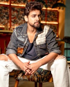 Samarth Jurel Instagram - Photographer - @arindamsikdar

Hair and Makeup - @celebsmakeupbysejal

Stylist - @krishi1606

Jacket by - @go_groovee 

Location - @badmaash.mumbai 

Repped By - @oceanmediapr