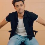 Samarth Jurel Instagram – Iss summarization ko toh Oscar milna chahiye. 🤣

#VootReels

@samarthjurel