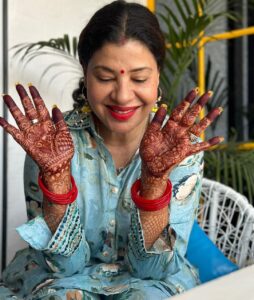 Sambhavna Seth Instagram - Happy karwa chauth mere Doston❤️
Humaari Haalat kharaab hai
Aur Aapki???