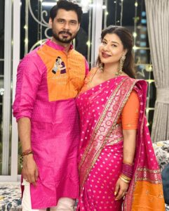Sambhavna Seth Instagram - Happy Diwali Doston ❤️

 Beautiful Outfits - @myngels_26 
Hair @neetu_saibanna 
Makeup by ME