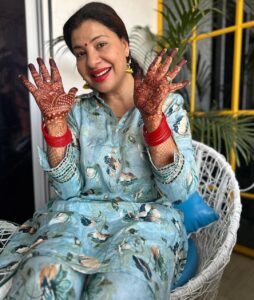 Sambhavna Seth Instagram - Happy karwa chauth mere Doston❤️
Humaari Haalat kharaab hai
Aur Aapki???