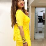 Sambhavna Seth Instagram - Jab photo click karaane ka mann na ho toh Photo aisi hi aati hai🙃