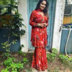 Samyuktha Shanmughanathan Instagram - Happy happpy Diwali 🪔 May the Festival of Lights bring lots of joy, peace and prosperity to you and your family. 🥰🥰 Healing, growing and glowing .. ♥️🧨