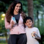 Samyuktha Shanmughanathan Instagram - For fun-filled sips and a fun-filled time even during the festive season - #SlurpUpTheFun with Hershey’s Milkshake. Here’s how I make bonding time special with my kid – Their favourite HERSHEY’S Milkshake, lots of running around, lots of laughter and lots of joy. Enjoy 6 irresistible flavors, enriched with 40% more calcium, 5 essential vitamins and immunity supporting zinc - Cashew & Butterscotch Ice cream, Strawberry, Chocolate, Vanilla Ice Cream, Almond, & Cookies ‘N’ Crème. Take your pick! #HersheysMilkshake #HersheysIndia #FestiveSeason #Chocolate #Strawberry #Almond #CookiesNCrem #Milkshakes #DipTheMomentInHersheys #Hersheys #ad
