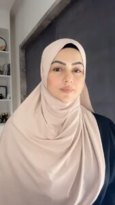 Sana Khan Instagram - Allah swt nek duaon ko kabhi radh nahin karta.

Dua sabse badi takat hai Momin ka toh issey kabhi chota samajke zaya nA karna 🤲🏻

Allah hamare taman bhai beheno ki hifazat kare 🤲🏻🤲🏻

#sanakhan #anassaiyad #saiyadtariqjamil