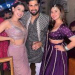 Sanaya Pithawalla Instagram - Sufi Diwali night @epitome.mumbai ✨🪔 Thank you guys for coming , and hope you all had a great time 🤗 Love you all ♥️ Wearing @yeh_lehenga_nahi_mehenga Thanks @pooja_gemawat for organising this beautiful diwali eve for me and my friends 🫶🏻