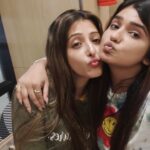 Sanchita Banerjee Instagram – Happy Birthday to the most amazing friend anyone could ask for! 
  May your special day be as wonderful as you are.
Sending you the biggest birthday hugs and endless LoVe🤗❤️ @shrutirao24 

#birthday #wish #loveyou #positivity #instagram #ootd #party #instadaily #cheers #fun #goodfriends #bestfriends #blessed