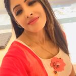 Sanchita Banerjee Instagram – 🥰😀💖

#fun #instagood #instadaily #love #ootd #viral #treanding #positivity #blessed #smile #actorslife #sanchitabanerjee #cute #bollywood #beauty #smile #happy