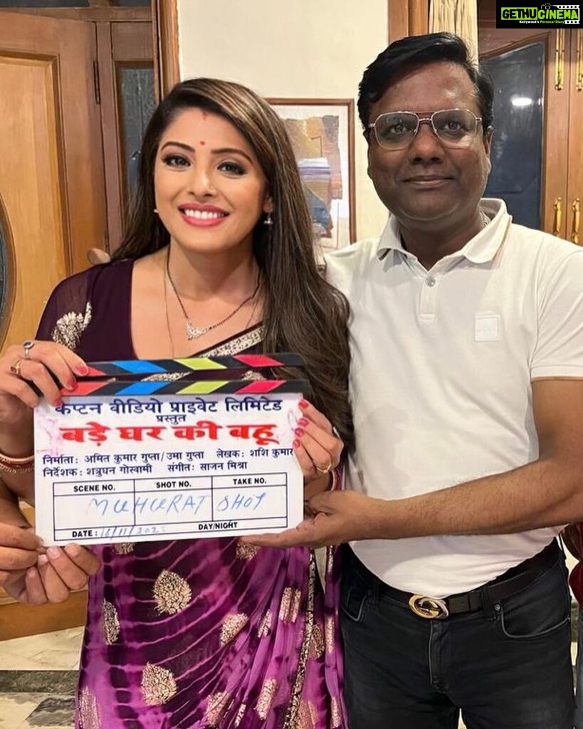Sanchita Banerjee Instagram - @amitgupta Sir you demonstrate exceptional talent, bringing creativity and vision to every project. Your dedication to storytelling and filmmaking is truly admirable. It’s again a pleasure to be a part of your film sir 🤗🙏🏻 @captain_bhojpuri #new #filmmaker #love #producer #instagram #ootd #positivity #fun #instagood #blessed #instadaily #smile #happy #onset