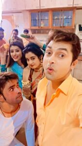 Sanchita Banerjee Instagram - On set 🎥 सौतन 🎬

#funnyreels #onset #bhojpurifilmsautan #actor #actorlife