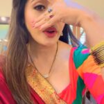 Sanchita Banerjee Instagram – Bengali Song❤️🧿❤️

#bengali #songs #love #instagood #positivity #blessed #onset #masti #fun #actorslife #sanchitabanerjee #instadaily #actress #smile #cute #beauty #beautiful