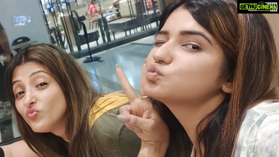 Sanchita Banerjee Instagram - Happy Birthday to the most amazing friend anyone could ask for! May your special day be as wonderful as you are. Sending you the biggest birthday hugs and endless LoVeš¤ā¤ļø @shrutirao24 #birthday #wish #loveyou #positivity #instagram #ootd #party #instadaily #cheers #fun #goodfriends #bestfriends #blessed