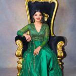 Sanchita Shetty Instagram – Every appreciation counts.
Respect & love to All my fan’s for this special award 
Category : *PEOPLE’S CHOICE ACTRESS* 

Event : Studio One Golden Icon awards 
@studiooneincentertainments 
Photography : @mindfokasphotography 
Costume : @naziasyedofficial 
Makeup hair : @isanchitaa

#awards #respect #love #peace #bliss #sanchita #sanchitashetty #spreadlovepositivity ❤️
