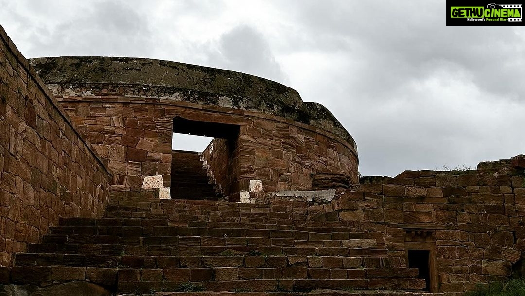 Sangeetha Bhat Instagram - Badami…💕 #badamicaves Badami cave temples