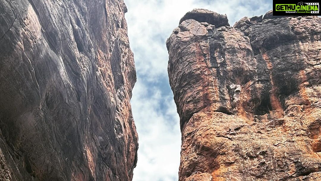 Sangeetha Bhat Instagram - Badami…💕 #badamicaves Badami cave temples