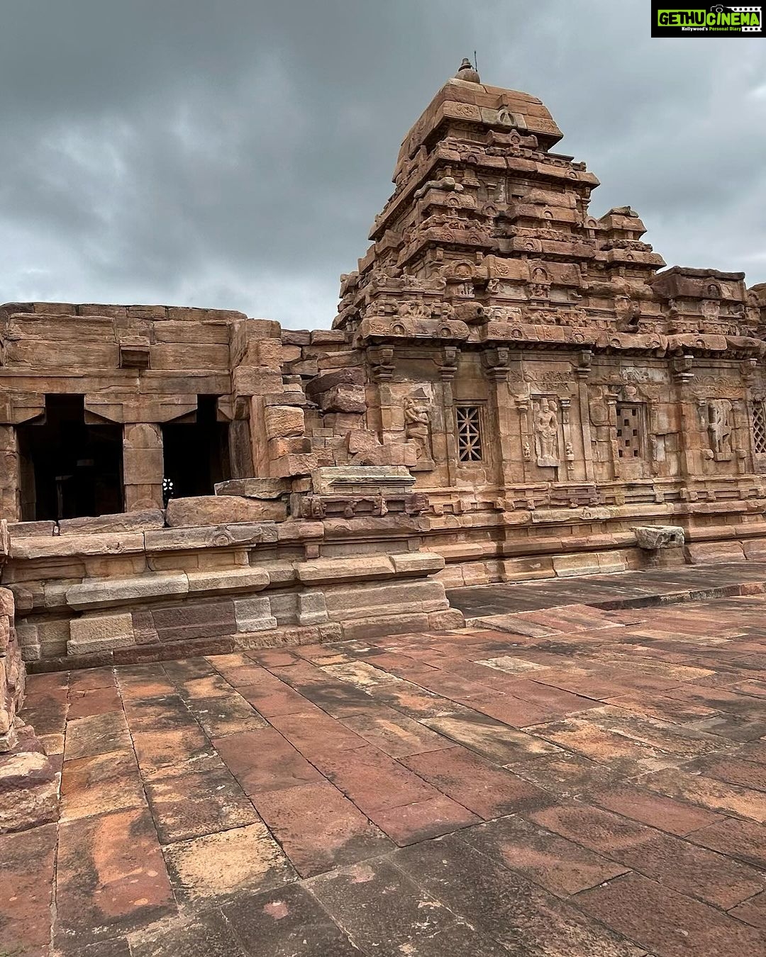 Sangeetha Bhat Instagram - Few clicks of this beauty…… Pattadakal💕 #paatadakallu Pattadakal Heritage Site(Temples)