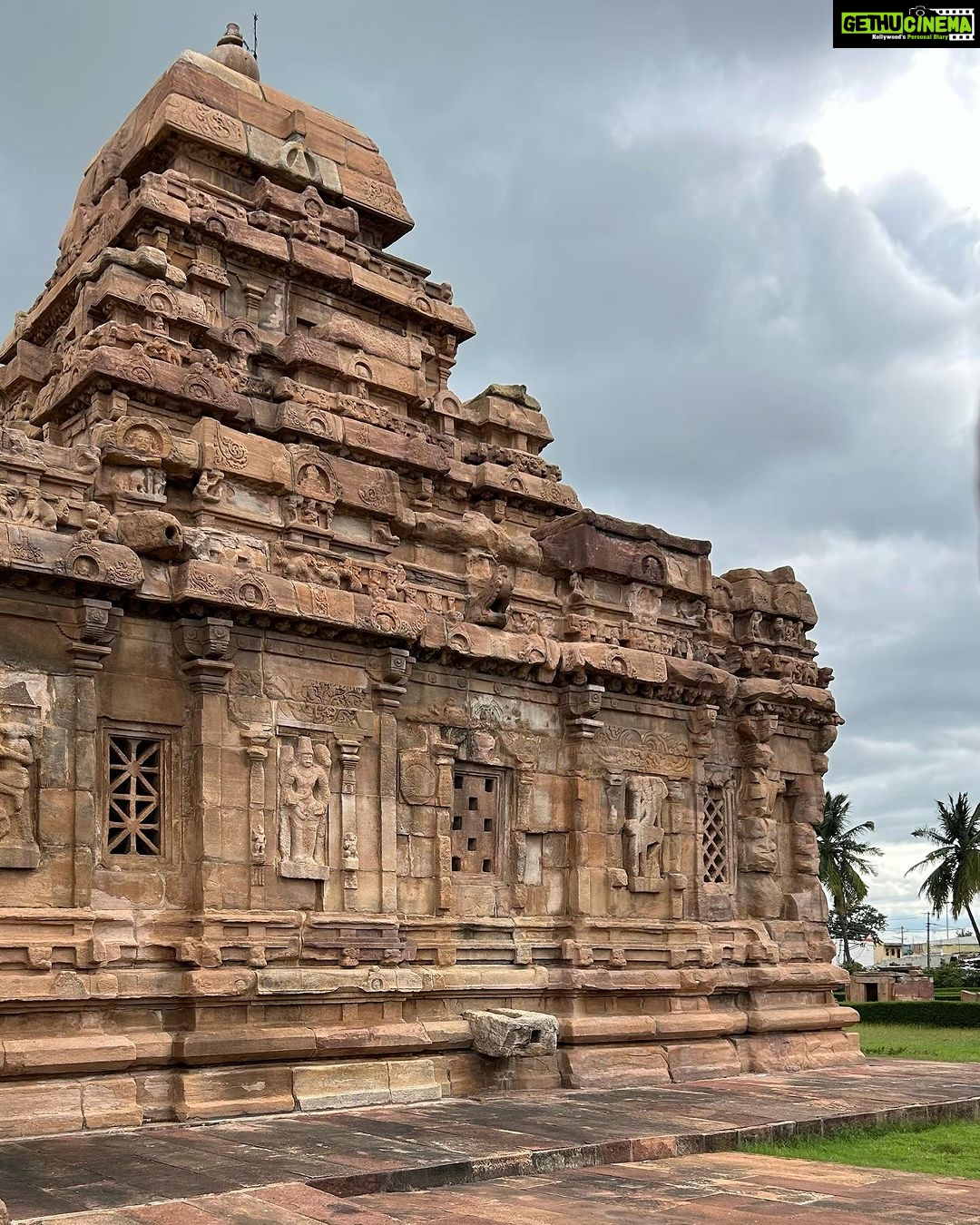 Sangeetha Bhat Instagram - Few clicks of this beauty…… Pattadakal💕 #paatadakallu Pattadakal Heritage Site(Temples)
