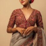 Sangeetha Sringeri Instagram - Here is the secret of Sangeetha sringeri's Prior to bigg boss preparation for glowing skin.... #sangeetha #sangeethasringeri #biggboss #colorskannadaofficial #bigbossseason10 #medicalaesthetics #cosmetology #laserhairremoval #laser #skincare #beauty #botox #microneedling #skin #hairfree #antiaging #fillers #facial #medspa #laserhairremovaltreatment #hydrafacial #smoothskin #pmu #microdermabrasion #aesthetics #facials #acne #juvederm #selfcare DM us for Details & Appointments