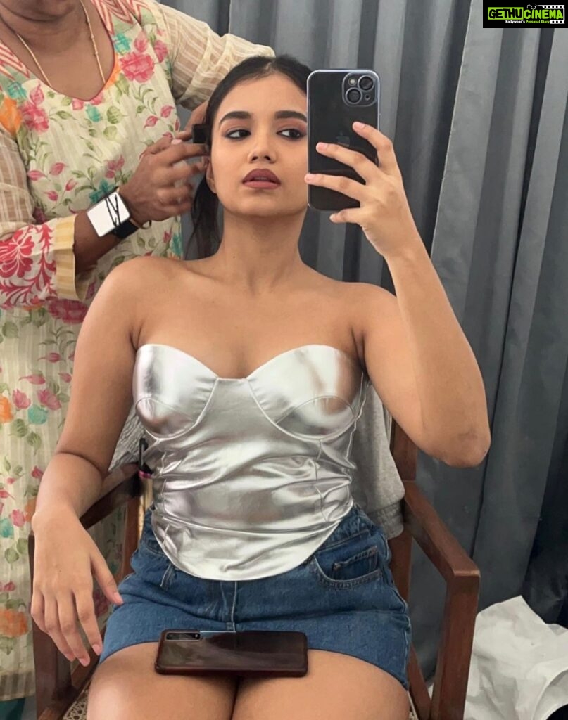 Sanjana Tiwari Instagram - Behind the scenes 📸