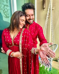 Sanjay Gagnani Instagram - Half my love & half your love this way the moon will be complete 🌙 #karwachauth #festivegreetings