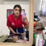Sanskruti Balgude Instagram - “KAT” च्या Look test चे हे काही photos.. Filming ते Theatre मध्ये तुम्हाला ती भेटे पर्यंत चा प्रवास खुप काही देऊन गेला! “KAT” शी ओळख झाल्या झाल्या तीच्या प्रेमात पडले होते..आणी तुम्ही सुद्धा तितकंच प्रेम तीला दीलत, देताय…🥹🩵 मनापासून Thankyou आहे भाई!! 🙏🏼😭🥹 जय लंबोदर ! 🙏🏼😎 #chowk #sanskrutibalgude #kat