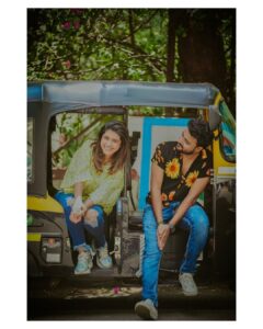 Sanskruti Balgude Instagram - Sunny 💕 kat 

“चौकात  येणार आहे २ जुन ला “ 

येताय ना welcome करायला ?