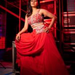 Sanskruti Balgude Instagram - ❌ …. 2nd one is my favourite…😎❌ @ganesh_theshutterkey @harshadamore__ @arhaworld @truptihairstylist @satyamakeupartist @vishal.patil36 @ishreyaskeskar #sanskrutibalgude #chyd #redalert #redhot