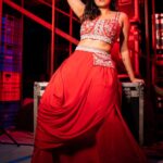 Sanskruti Balgude Instagram - ❌ …. 2nd one is my favourite…😎❌ @ganesh_theshutterkey @harshadamore__ @arhaworld @truptihairstylist @satyamakeupartist @vishal.patil36 @ishreyaskeskar #sanskrutibalgude #chyd #redalert #redhot