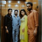 Sanskruti Balgude Instagram - “ एकच game वाजवला… अख्खा Trailer Launch गाजवला..! “ 🤩😎 @harshadamore__ @kalamandir_thane @truptihairstylist @ganesh_theshutterkey @r.a.w_art_studio