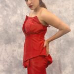 Sanskruti Balgude Instagram - …. For the sheer love of “Kaavala”…♥️ @harshadamore__ @house_of_rozee_ #sanskrutibalgude #transitionreels #actress #red #goldenwomaniconawards #fire