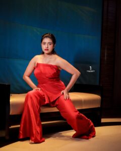 Sanskruti Balgude Instagram - @sanskruti_balgude_official X @kunal_mohite_photography & @style_by_pradnyaaaaa 
.
.
Woman's Global Icon Awards 2023
.
@surya_productions17 
@makeupbyberdesaurabh
@omishowmi
.
Clicked by:- @kunal_mohite_photography 
.
#kunalmohitephotography 
#celebrity #fashion #love #actor #actress #model #instagram #marathiactress #style #instagood #beautiful #beauty #photography #celebrities #music #follow #trending #famous #artist #celebritystyle #like #explorepage  #art #explore #entertainment #viral #cute 
#marathivibes #ootd