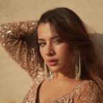 Sara Gurpal Instagram – Who else is obsessed with this song !!? @diljitdosanjh @siamusic