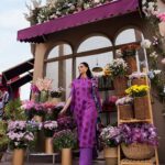 Sarah Khan Instagram - UNSTITCHED – FALL/WINTER Discover statement seasonal style with bold prints, contemporary designs, and striking motifs from SAPPHIRE Unstitched – Fall/ Winter Collection. Launching Tomorrow 4 PM online | 6th Oct in-stores #sapphire #sapphirepk #sapphireonline #sapphirepakistan #sapphireunstitched #fallwintercollection
